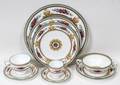 122084 WEDGWOOD PORCELAIN PATTERN DINNER SERVICE