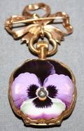 020167 LADYS 18 KT YELLOW GOLD PANSY STYLE WATCH PIN