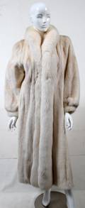 121320 WHITE MINK FULLLENGTH COAT WITH FOX COLLAR