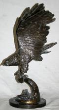 010200 BRONZE EAGLE UNSIGNED MODERN H 19