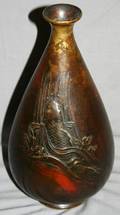 020252 CHINESE BRONZE VASE H 12