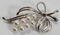 021362 SILVER BROOCH WITH PEARL CLUSTER