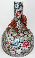 011387 CHINESE FAMILLE NOIR STYLE PORCELAIN VASE