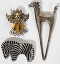 031472 STERLING ANIMAL BROOCHES  A FILIGREE BROOCH