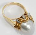 020402 18 KT YGOLD RING WSOUTH SEA PEARL  DIAMONDS