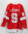 010374 AUTOGRAPHED RED WING HOWE HOME JERSEY