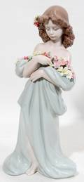 020059 LLADRO FIGURE  PETALS OF LOVE  6346 H 10