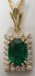 011025 270CT NATURAL EMERALD  DIAMOND PENDANT