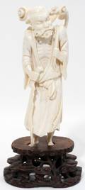 071081 CHINESE CARVED IVORY FIGURE 19TH CENTURY H 7