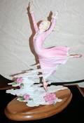 060111 CONNOISSEUR OF MALVERN BALLERINA ARABESQUE