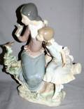 060124 LLADRO PORCELAIN FIGURE H 11