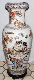 051279 CHINESE PORCELAIN PALACE URN H 36 DIA 13