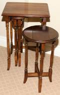 081278 BRANDT MAHOGANY NEST OF THREE TABLES H 25