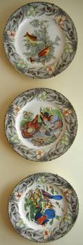 042314 ENGLISH PORCELAIN PLATES 3 DIA 10 12