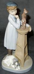 081384 LLADRO PORCELAIN FIGURE LITTLE SCULPTURE