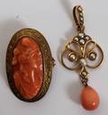 081425 14KT GOLD CORAL  SEED PEARL PENDANT  PIN