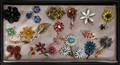 070480 COSTUME JEWELRY FLORAL BROOCH COLLECTION 19