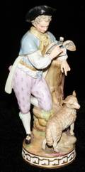 051005 MEISSEN PORCELAIN FIGURE YOUNG MAN WITH LETTER