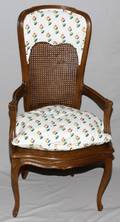 111084 WALNUT FRENCH STYLE CHAIR