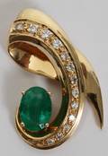 101172 DIAMOND  EMERALD PENDANT