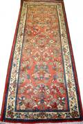 011125 SAROUK PERSIAN RUNNER C 196070 71 X 27