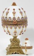 111207 FABERGE STYLE EGGFORM MUSIC BOX  EGGFORM BOX