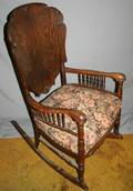 020253 AMERICAN ANTIQUE OAK ROCKING CHAIR C1920