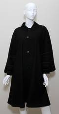 121375 COMME DES GARCONS BLACK WOOL CAPE