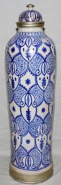 101406 MOROCCO POTTERY COVERED URN H 32 DIA 9