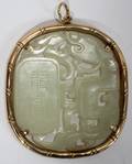 012401 CHINESE CARVED JADE  YELLOW GOLD PENDANT