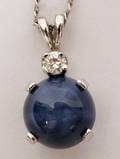 101581 STAR CABOCHON SAPPHIRE PENDANT ON WGOLD CHAIN