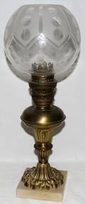 091492 VICTORIAN BRASS OIL LAMP LATE 19TH C