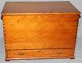 010487 ANTIQUE PINE BLANKET CHEST 19THC H 31