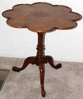 112488 GEORGE III TILT TOP TABLE ON TRIPOD BASE