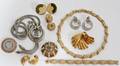122522 COSTUME JEWELRY GROUPING10 pieces