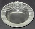 120488 LALIQUE LION FORM ASH TRAY DIA 8
