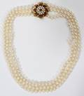 121027 CULTURED PEARL NECKLACE WITH 14KT GOLD CLASP