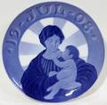 100044 ROYAL COPENHAGEN MOTHER  CHILD PLATE 1908