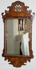 041135 QUEEN ANNE STYLE MIRROR 18 X 12