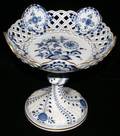 031101 MEISSEN BLUE ONION PORCELAIN COMPOTE H 8 12