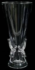 030100 STEUBEN CRYSTAL VASE H 8 34