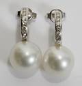 041201 18KT GOLD  105MM CULTURED PEARL EARRINGS PR