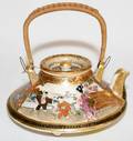 041167 JAPANESE SATSUMA TEAPOT MEIJI PERIOD SIGNED
