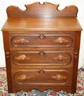 030130 AMERICAN WALNUT COMMODE C 1880 H 36 W 28
