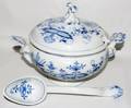 011242 MEISSEN BLUE FLORAL COVERED TUREEN WITH SPOON