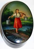 051333 RUSSIAN LACQUER OVAL BOX C 1950 H 2 L 5