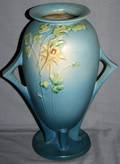 030214 ROSEVILLE POTTERY VASE 2512 COLUMBINE