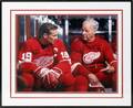 050258 GORDIE HOWE AND STEVE YZERMAN AUTOGRAPHED PHOTO