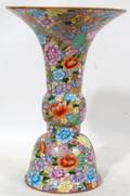042310 CHINESE PORCELAIN TRUMPET VASE H 9 14