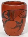 041360 ZUNI POTTERY VASE H 5 12 BLACK DESIGN